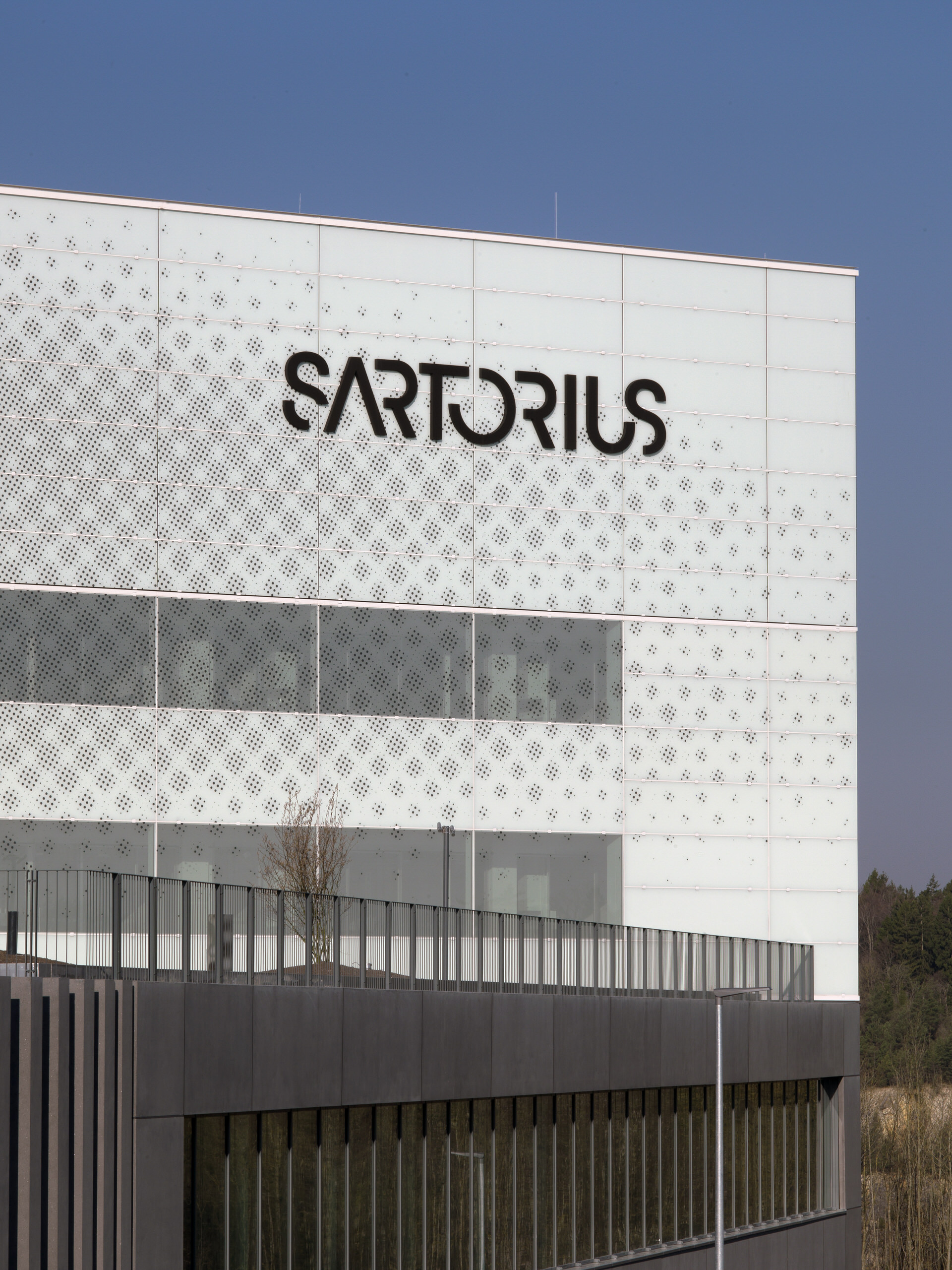 Reference project New office and laboratory building, Ulm (Sartorius) – detail view 2